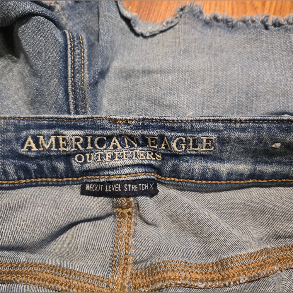 American Eagle Outfitters Ripped Blue Jean Shorts - Picture 4 of 5